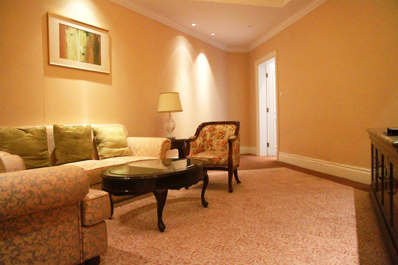 Crowne Plaza Ocean Spring Resort By Ihg Jimo Exteriör bild